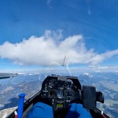 Flugwegposition um 13:10:49: Aufgenommen in der Nähe von Gemeinde Hermagor-Pressegger See, Österreich in 2999 Meter